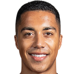 https://img.cnjhb.com/img/football/player/f04b09e715f9f617e4bcecb04d5eb698.png